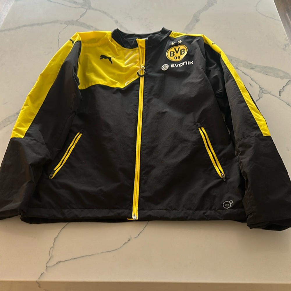 Puma BVB Borussia Dortmund Windbreaker Jacket - M Black and Yellow